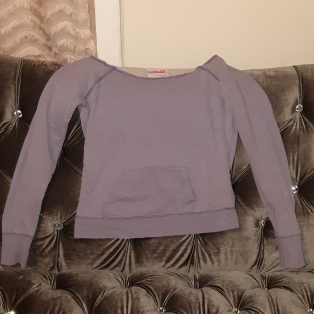 Sweatshirt